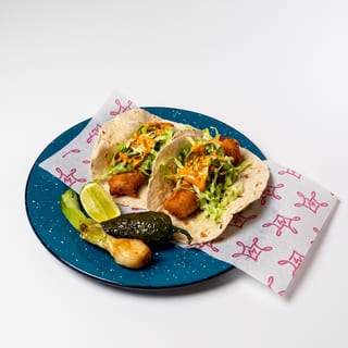 Que Sube Que Baja Fish Tacos